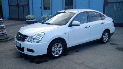 Автостекла Nissan Almera G15 c установкой в Москве